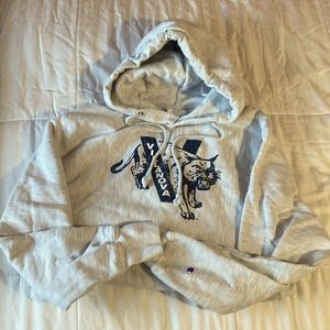 Champion, reverse, weave size medium gray Villanova hoodie